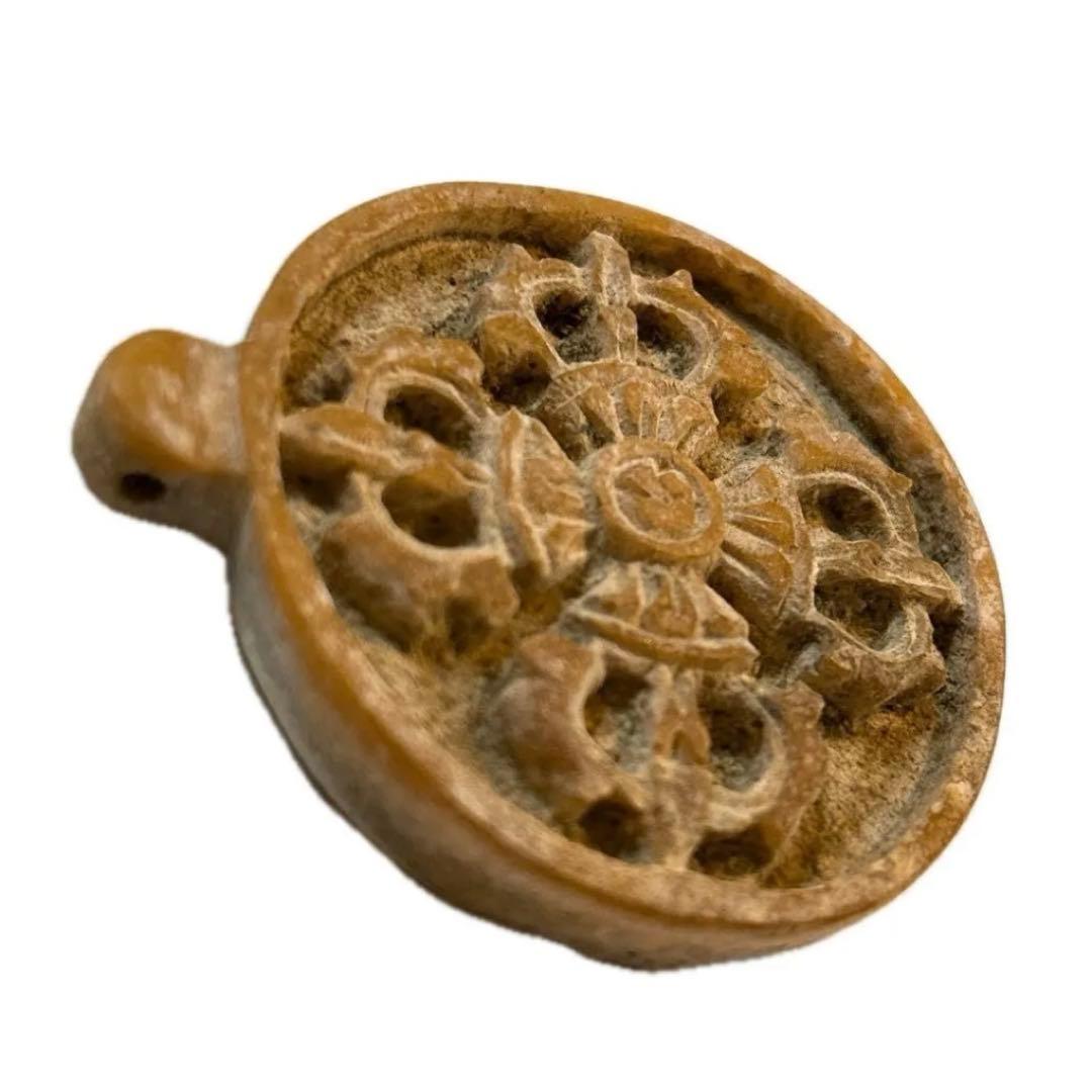 中国発掘物　美品　手彫り　彫刻　入手困難　置物　遺跡　遺物　装飾品　人工遺物