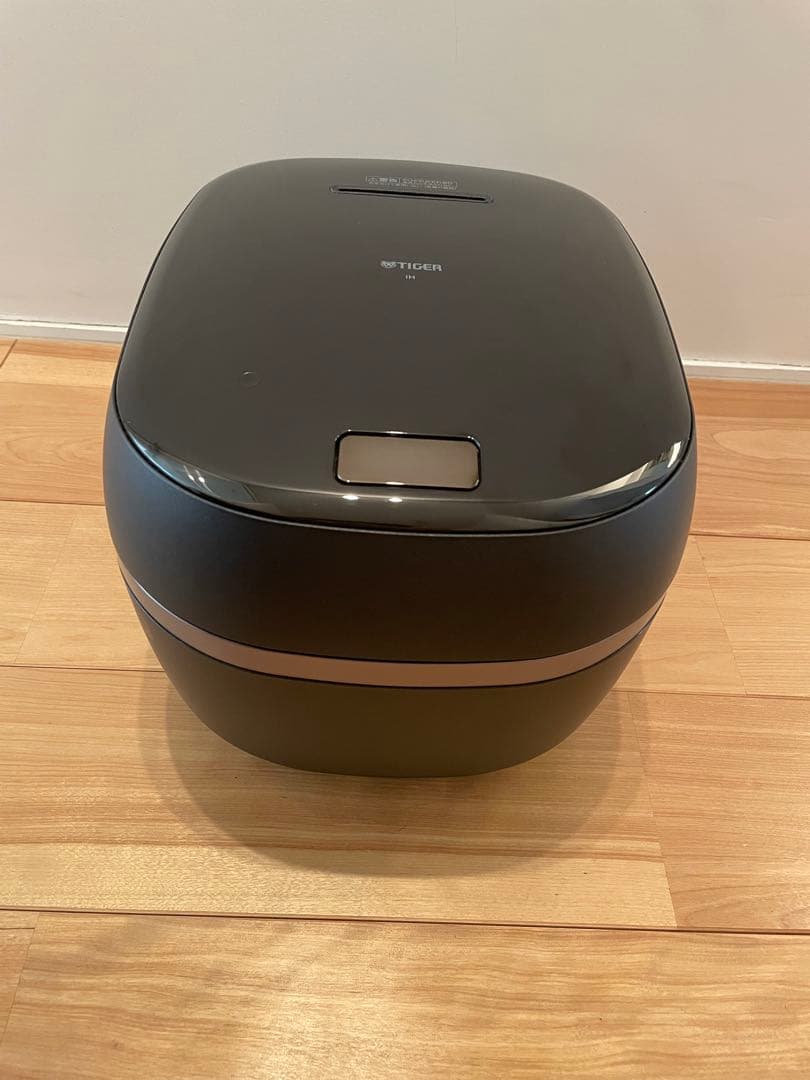 タイガー 土鍋圧力炊飯器 JPG -S100黒　45,000円→40,000円‼️