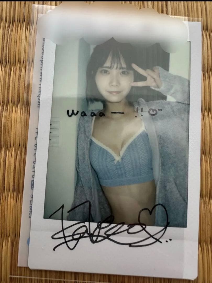 かれしちゃん 直筆サイン入り　チェキ　袖プレ
