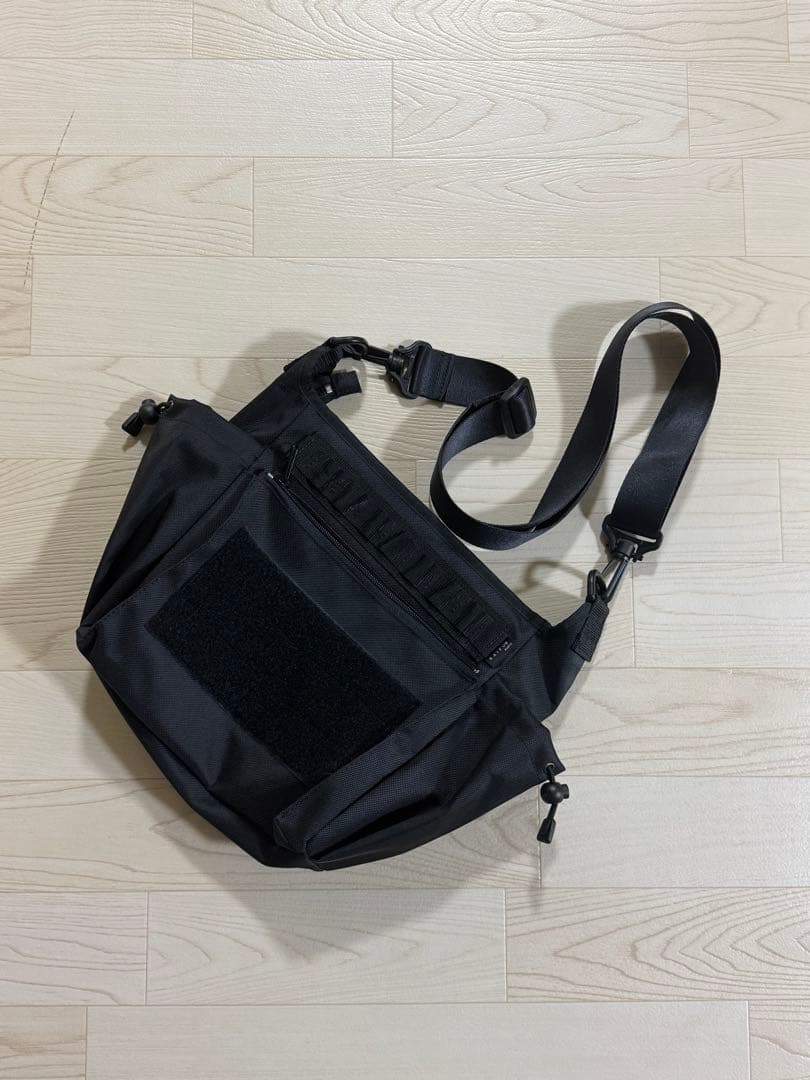ショルダーバッグ:ソト歩きの相棒 BUDDYBAG/1050works