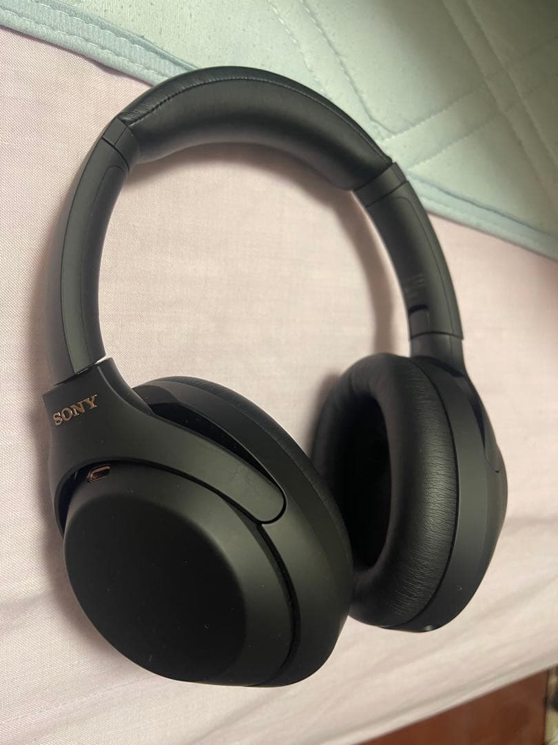 SONY WH-1000XM4 ワイヤレスヘッドホン 純正ケース付 美品箱あり